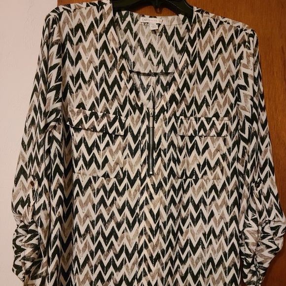 Front Zip Printed Blouse - Picture 1 of 2